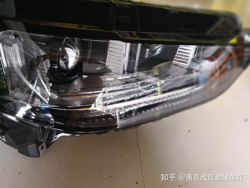 修汽车大灯角度多少